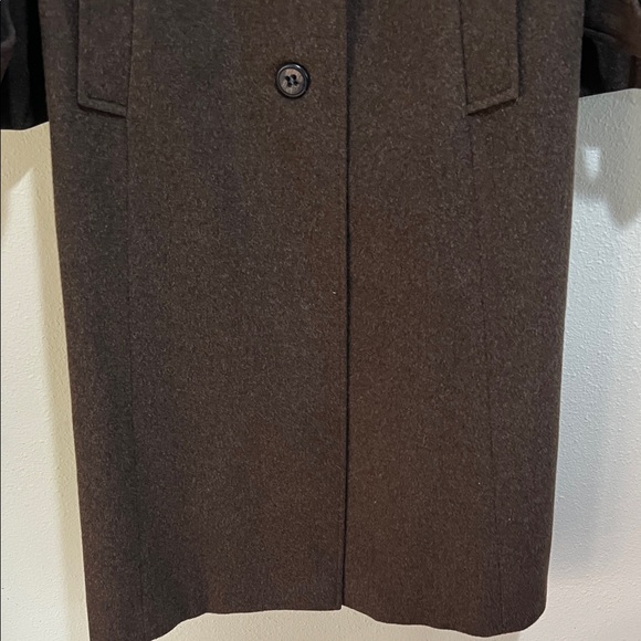 Women's Brown Trench Coat Wool and Alpaca. Made in Austria - Picture 4 of 15